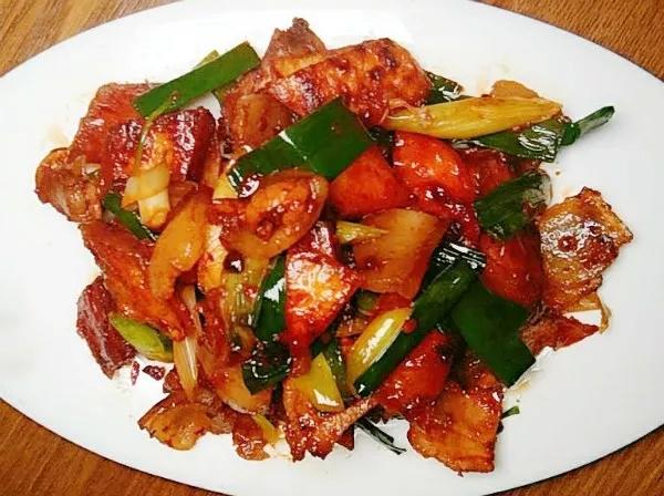 土猪肉好不好吃丨重庆回锅肉哪家强?我们连吃了20家 土猪肉好不好吃丨重庆回锅肉哪家强?我们连吃了20家