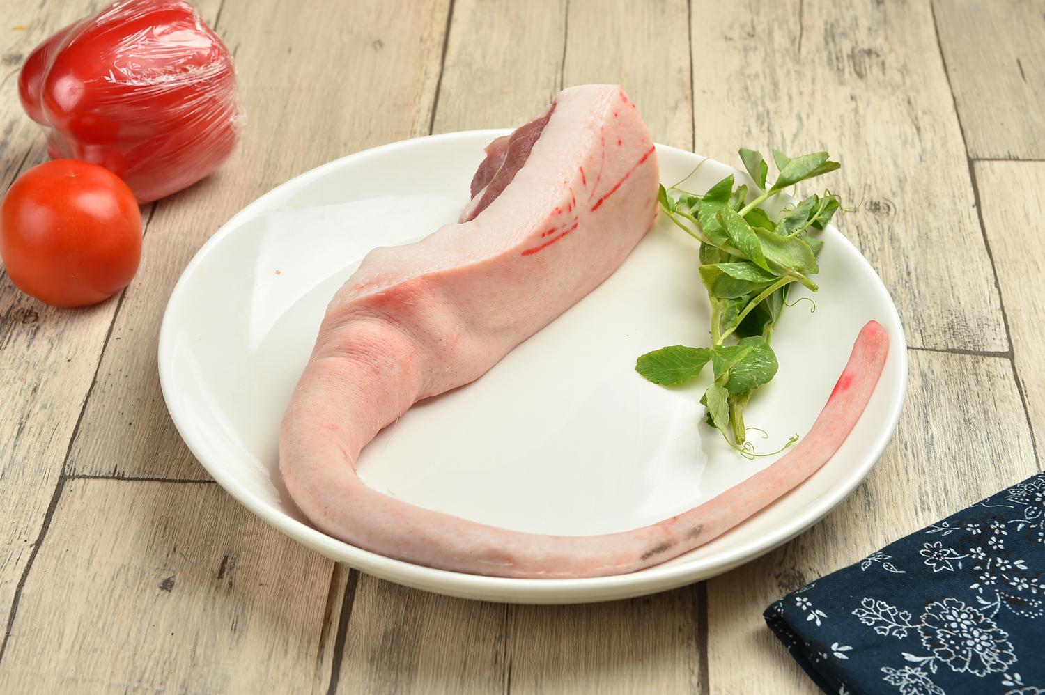 6尾根肉 6尾根肉